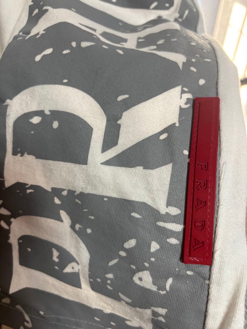 PRADA グラフィックプリント Tシャツ