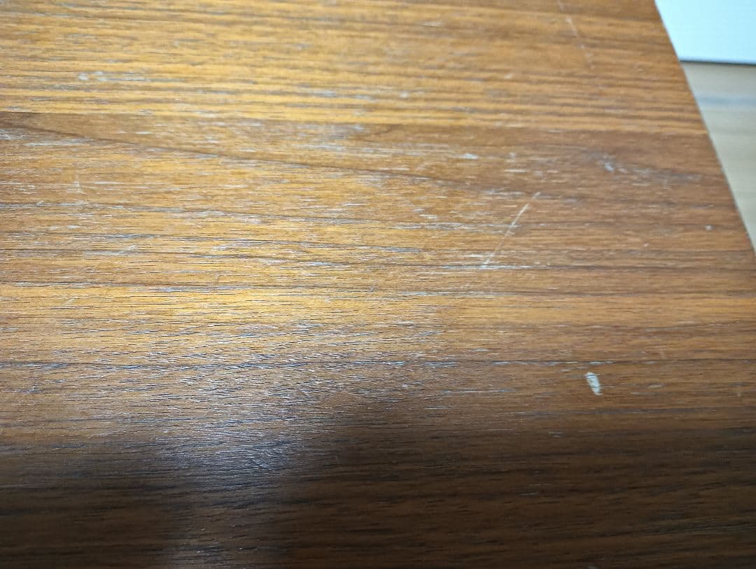 カリガリス（イタリア製）マスコッティ 昇降式テーブル