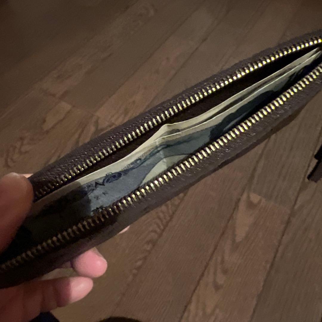 ルイ・ヴィトン　アンプラントケース　財布