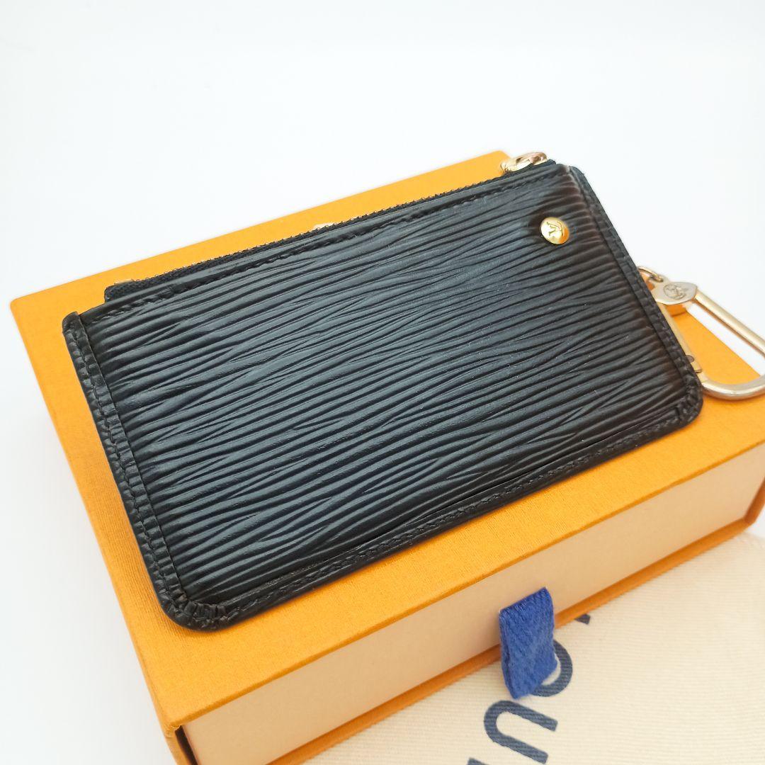 【美品SS】ルイヴィトン　ポシェットクレ　エピ　ノワール　黒　ケース