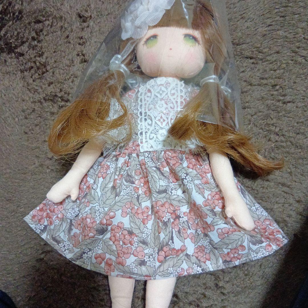 ゆ*い様 新品　作家様　創作ドール　お人形です。 リボンドール人形
