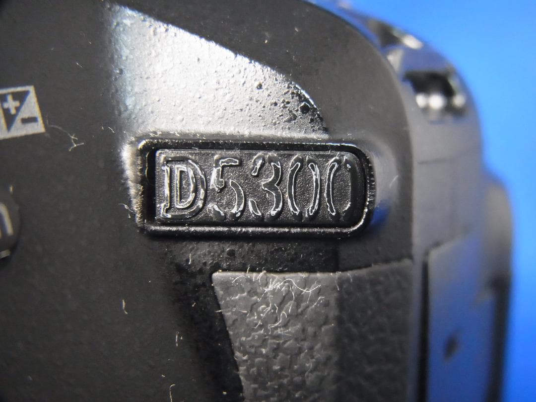 #3290 Nikon D5300 ボディ ジャンク 撮影できます