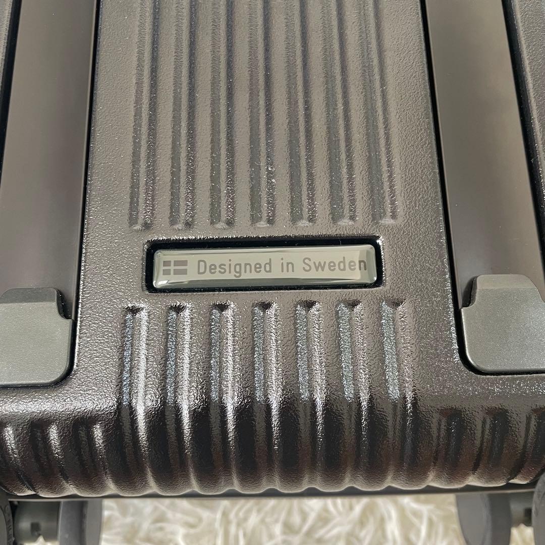 innovator マッドブラック INV155 キャリーケース　55L