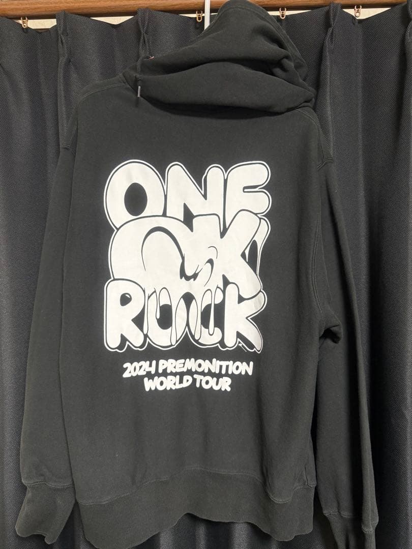 ONEOKROCK 2024 WORLD TOUR パーカー