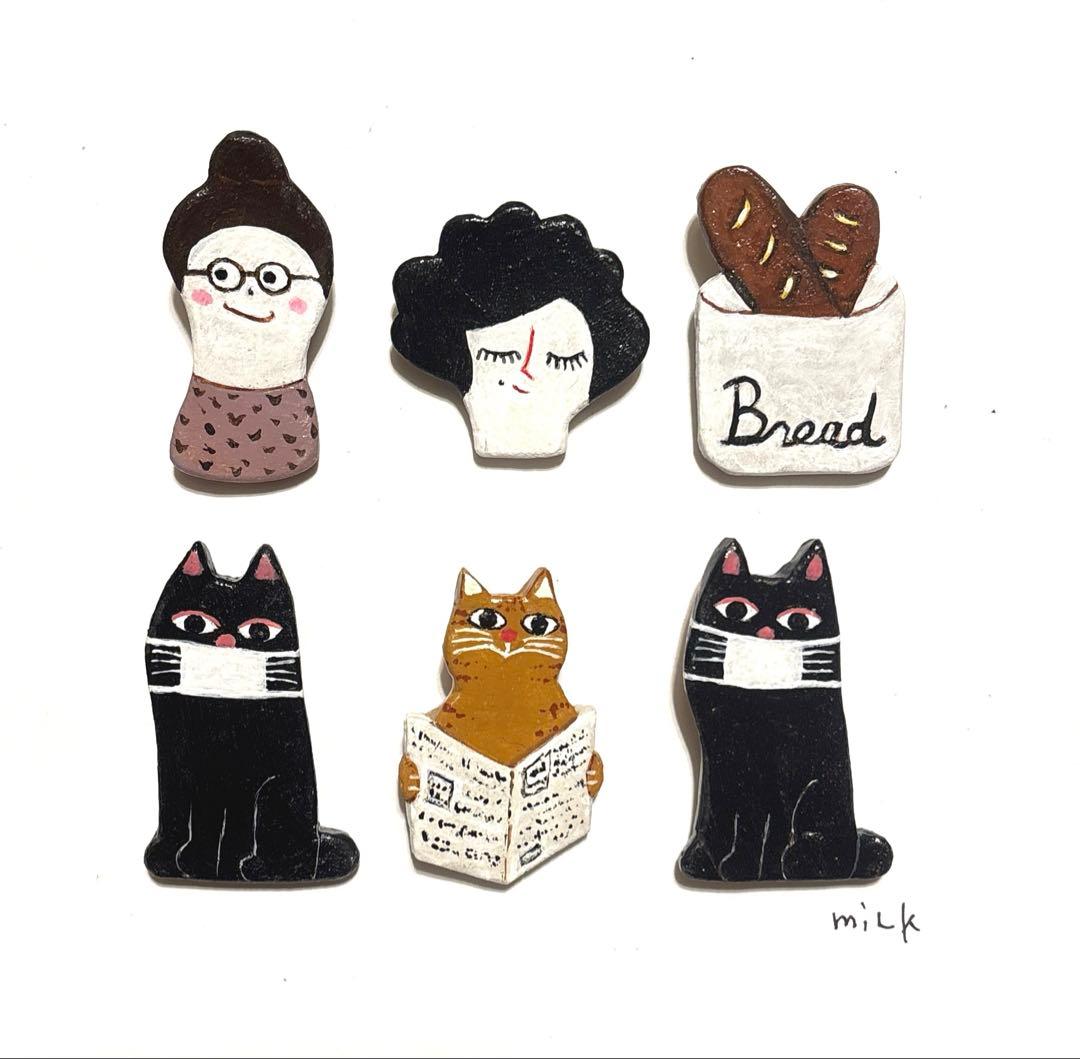 ハンドメイド陶製ブローチ