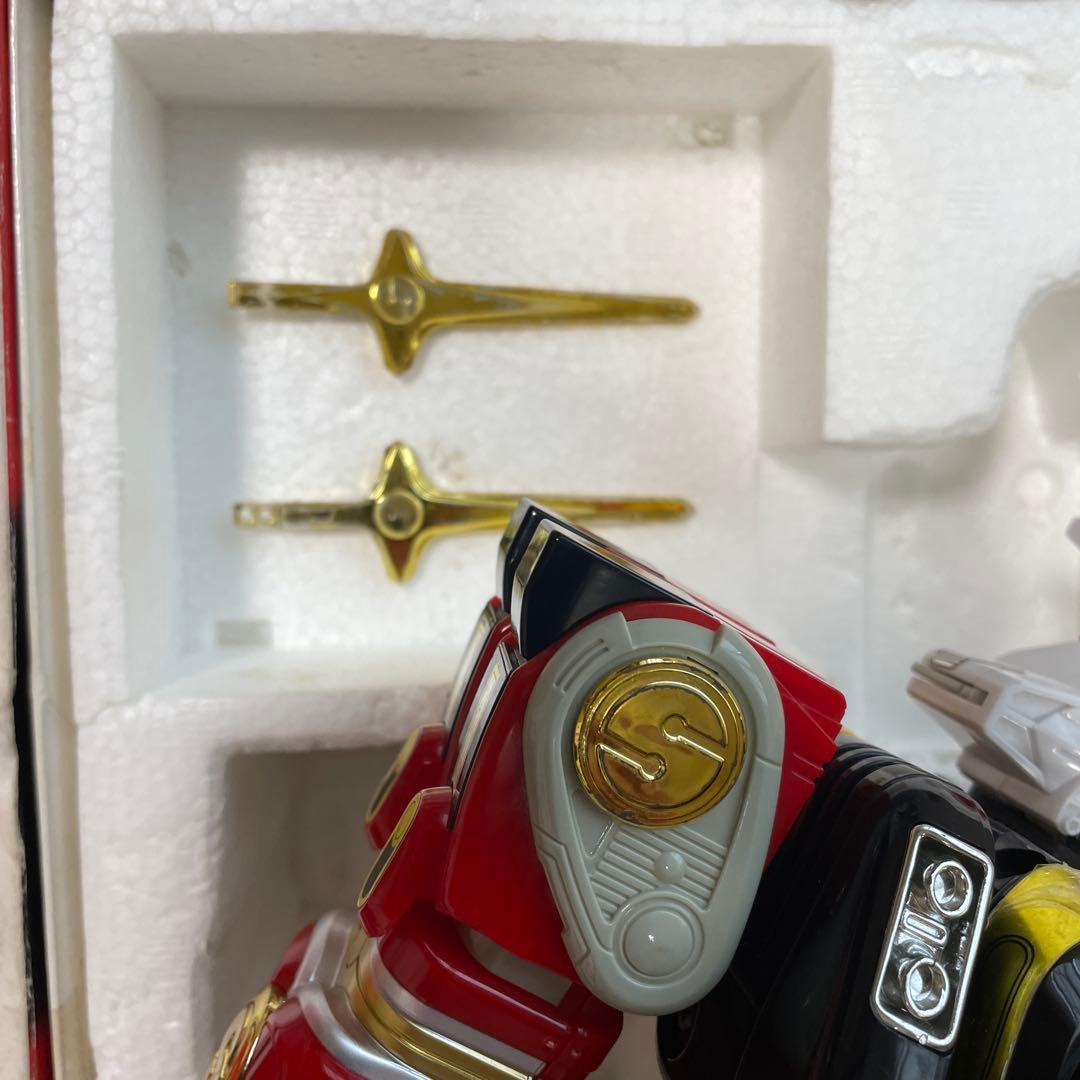 忍者戦隊カクレンジャー　五神合体　DX 隠大将軍　５超忍獣　完全合体