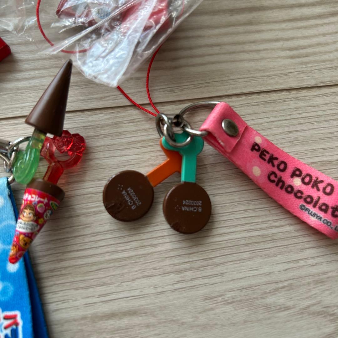 平成当時物　不二家おやつストラップ　10点　まとめ売り