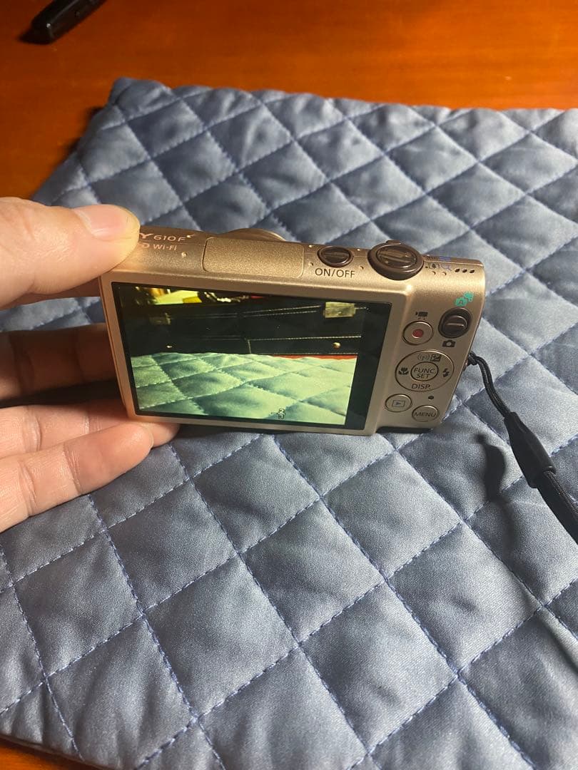 Canon IXY 610F ゴールド