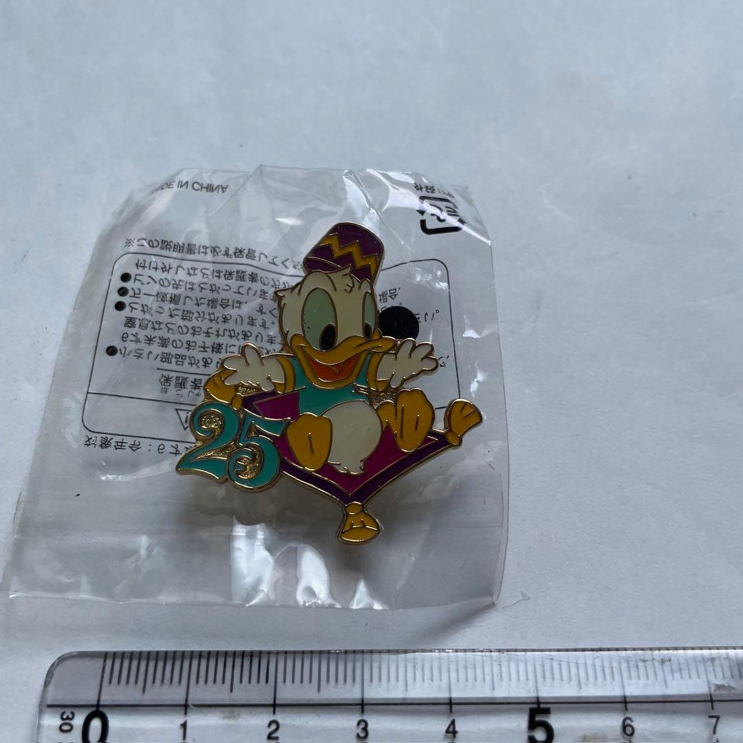 ディズニー 25周年ピンバッジ等 12点セット バラ売り可