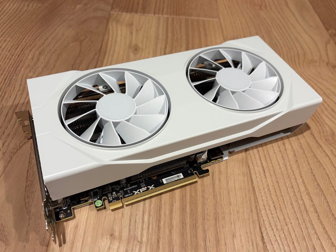XFX RX9060XT 16GB White 新古美品 箱有