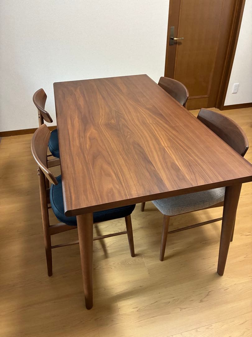 大塚家具 ユノ3 ダイニングセット（ウォールナット）テーブル＋チェア4脚 美品