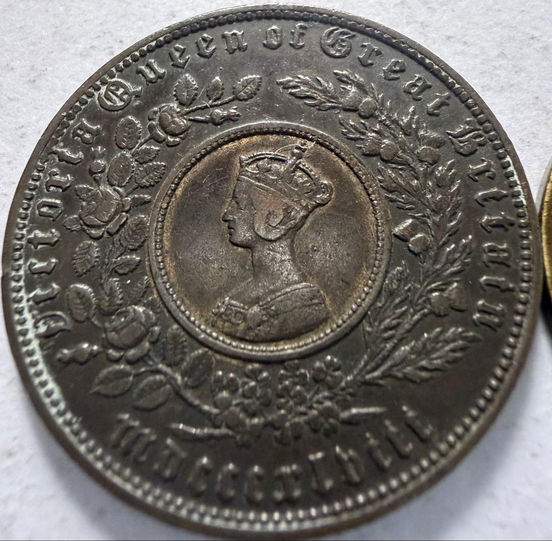 カ*ん様 1847年英国ヴィクトリア女王ゴシックモデル　クラウン銀貨　レア