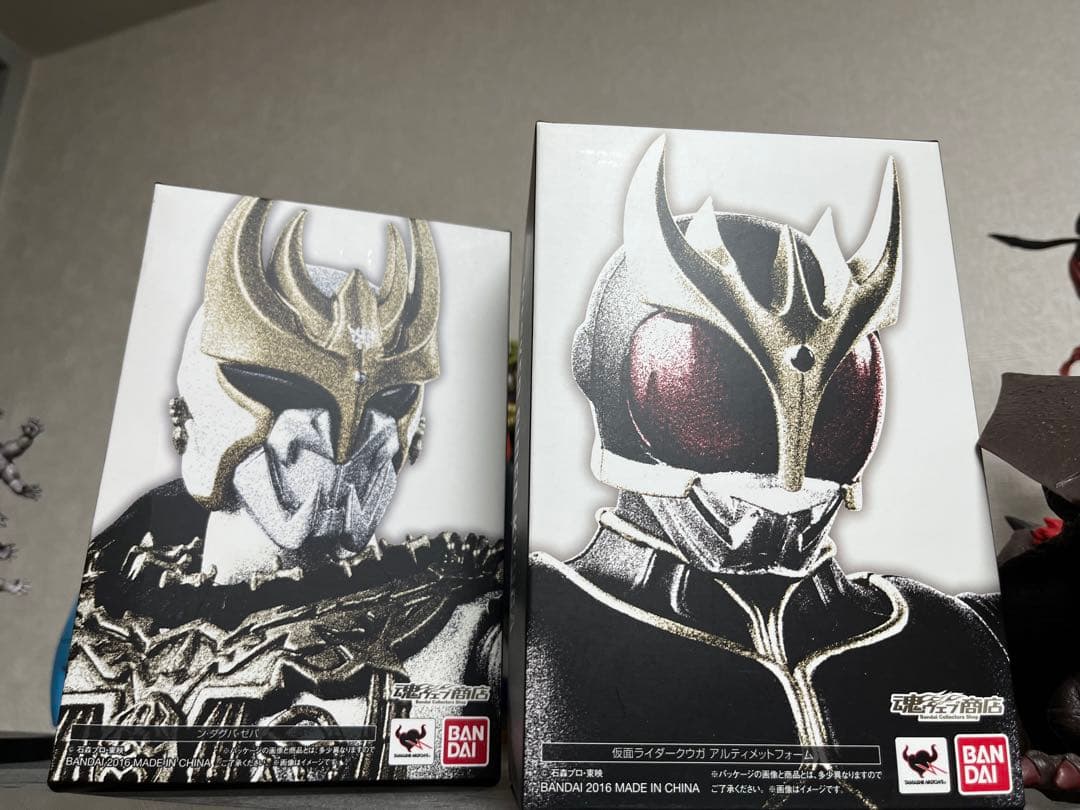 真骨彫　仮面ライダークウガ　アルティメットフォーム　他セット
