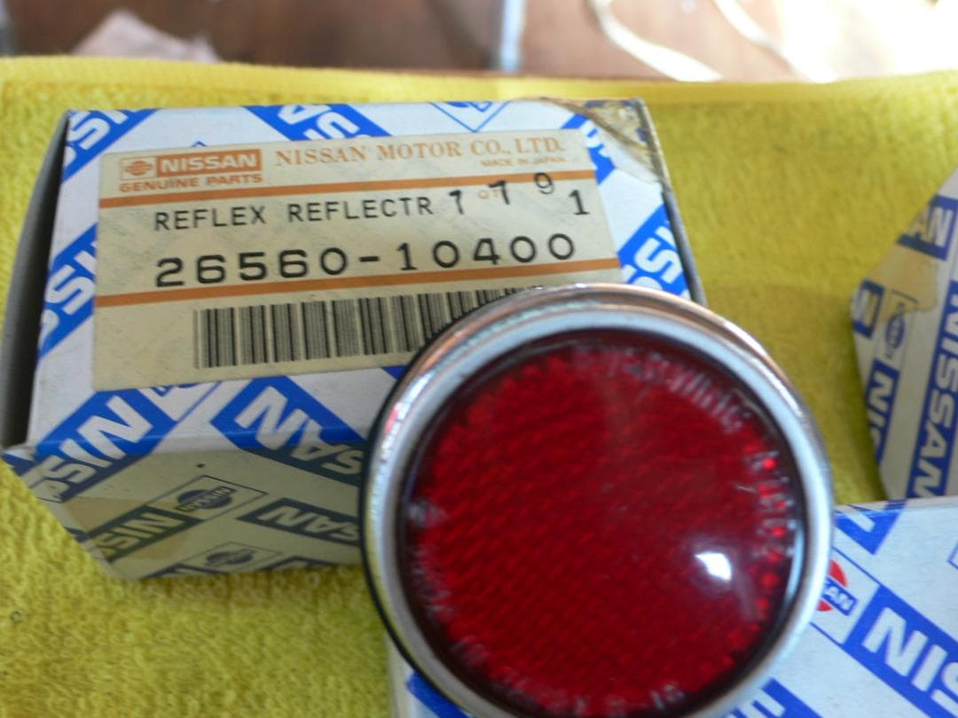 フェアレディ―SR311　 ウィンカー・リフレクターセット　（中古品）