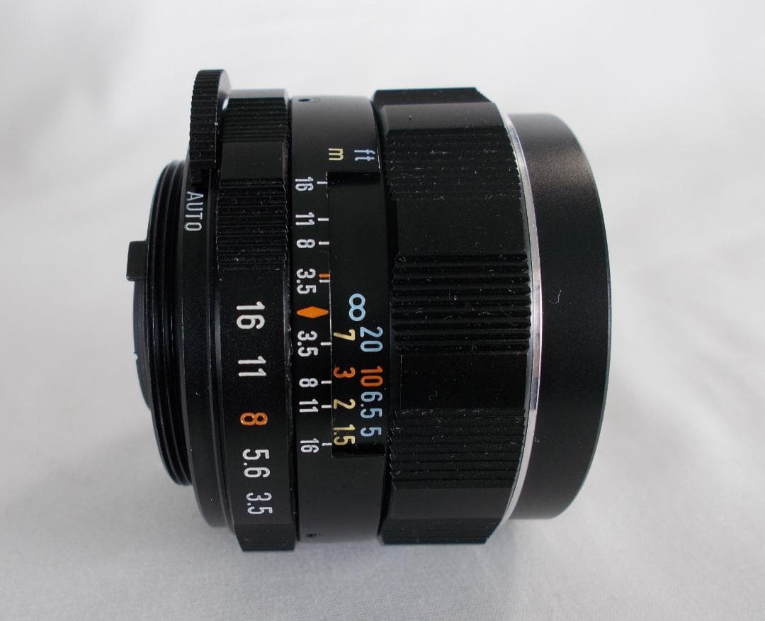 フィルムカメラ 整備済　Pentax SP　+ レンズ 28mm　P273