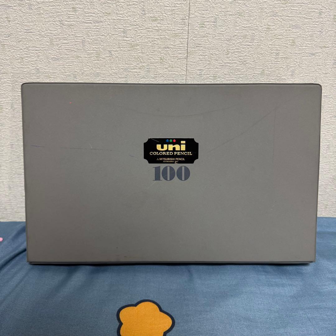 ユニカラー　100色　色鉛筆　uni 三菱鉛筆