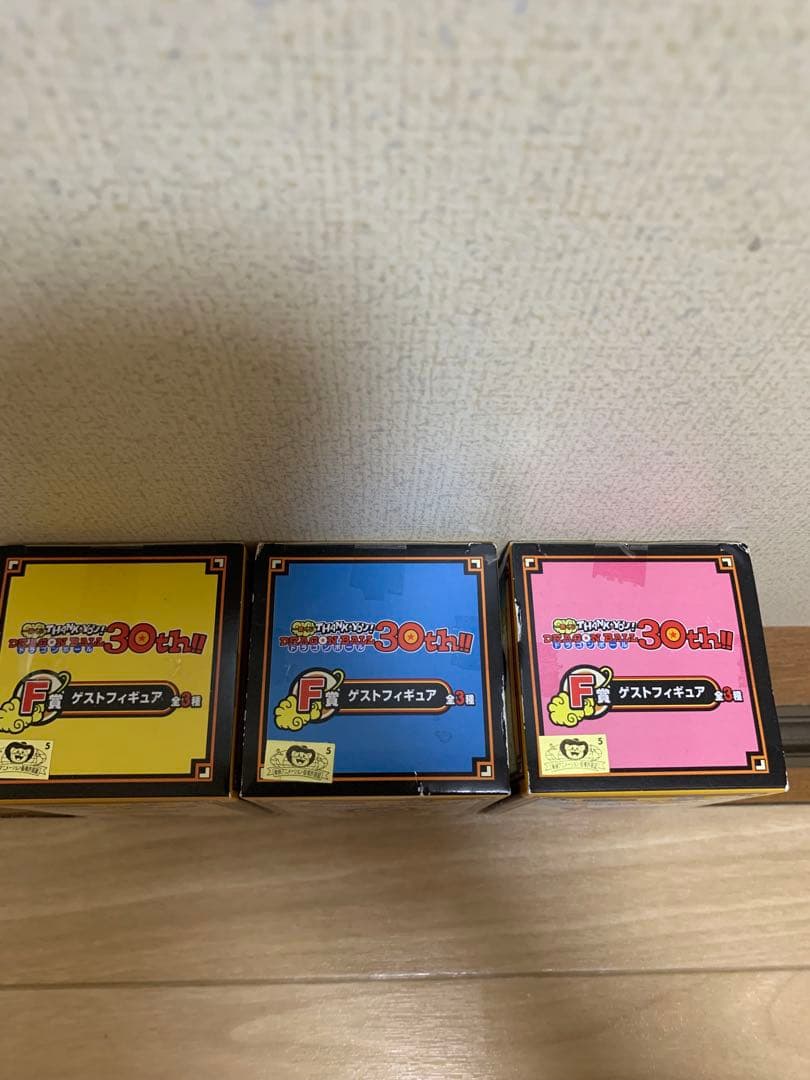 ゲストフィギュア　ドラゴンボール　トリヤマロボ 悟空　アラレちゃん　3体セット