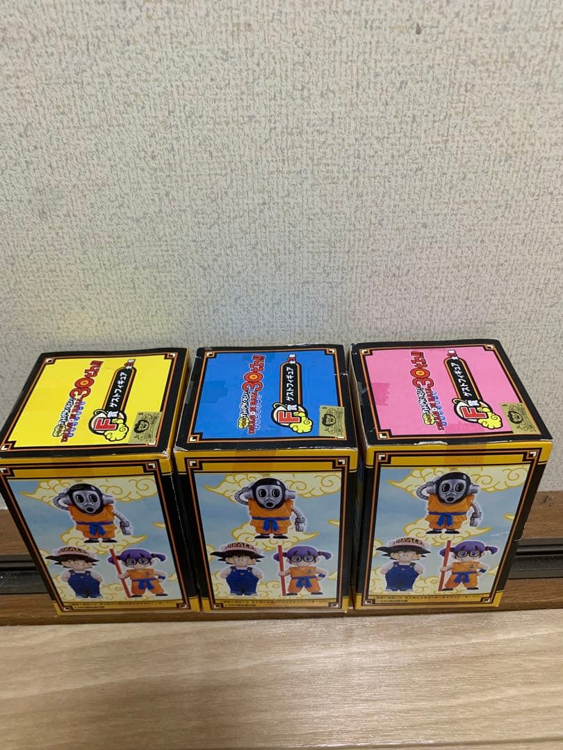 ゲストフィギュア　ドラゴンボール　トリヤマロボ 悟空　アラレちゃん　3体セット