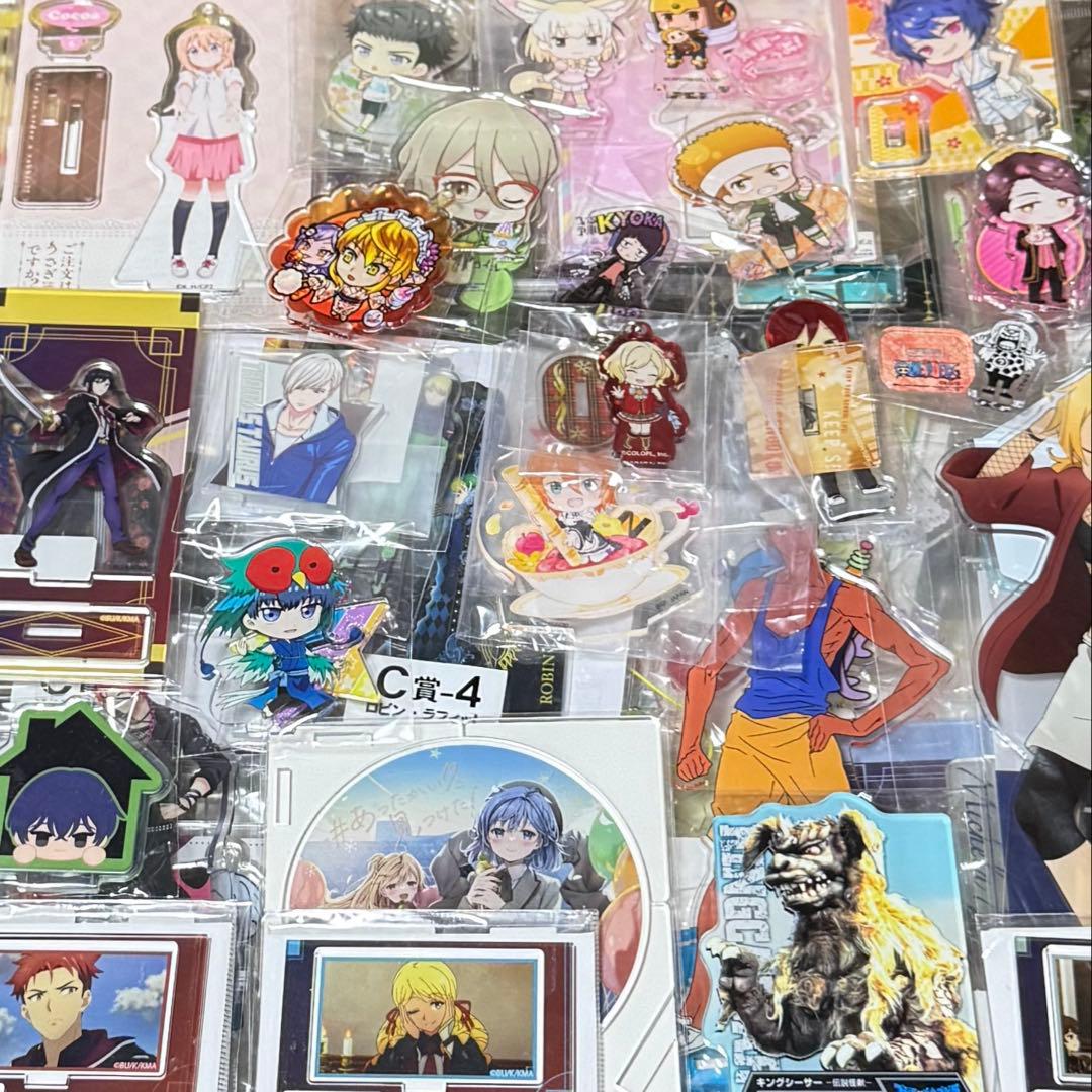 アニメ・キャラクター系グッズ アクリルスタンド まとめ売り 約616個セット