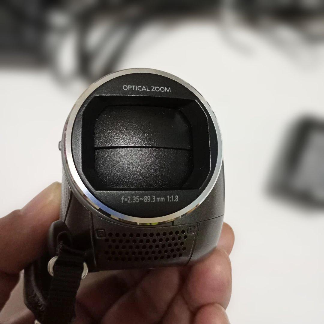 【超美品】Panasonic HC-V210Mデジタルハイビジョンビデオカメラ