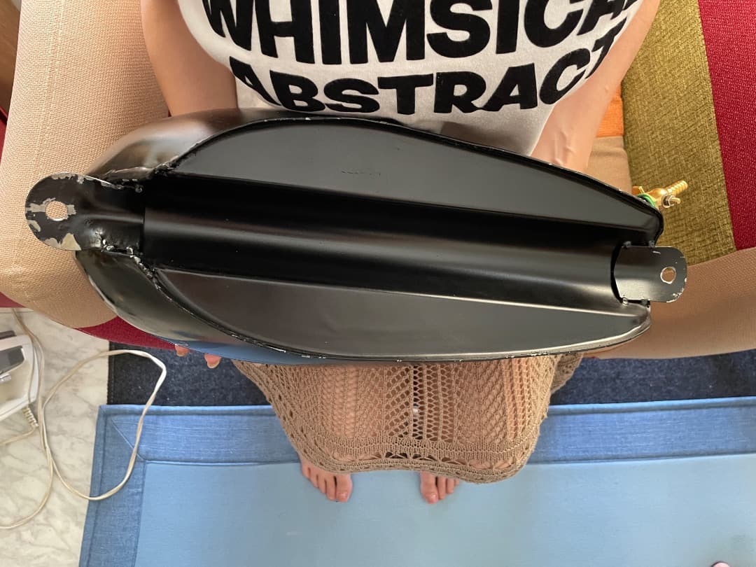 i*u様 HARLEY-DAVIDSON タンク 黒