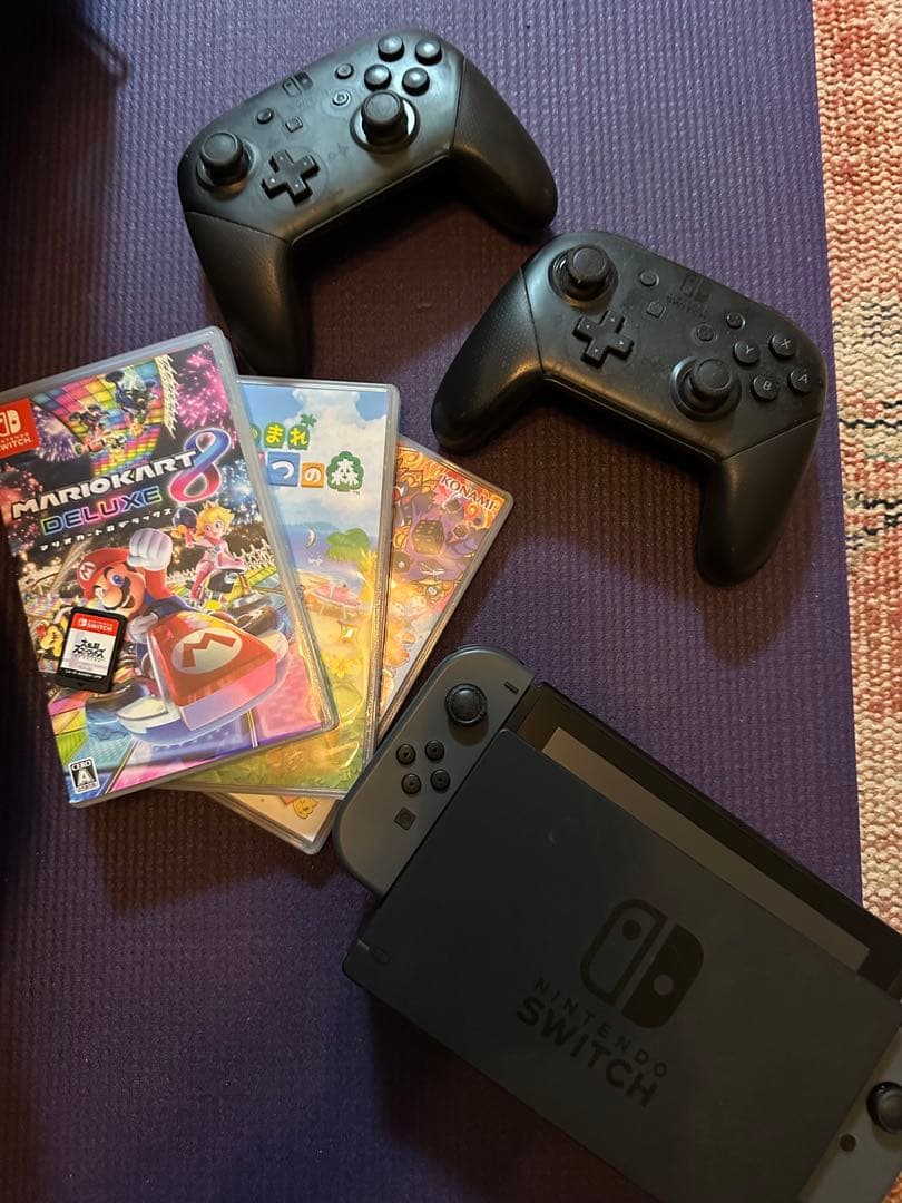 Nintendo Switch 本体 ソフト4本 プロコントローラー2個　初期型