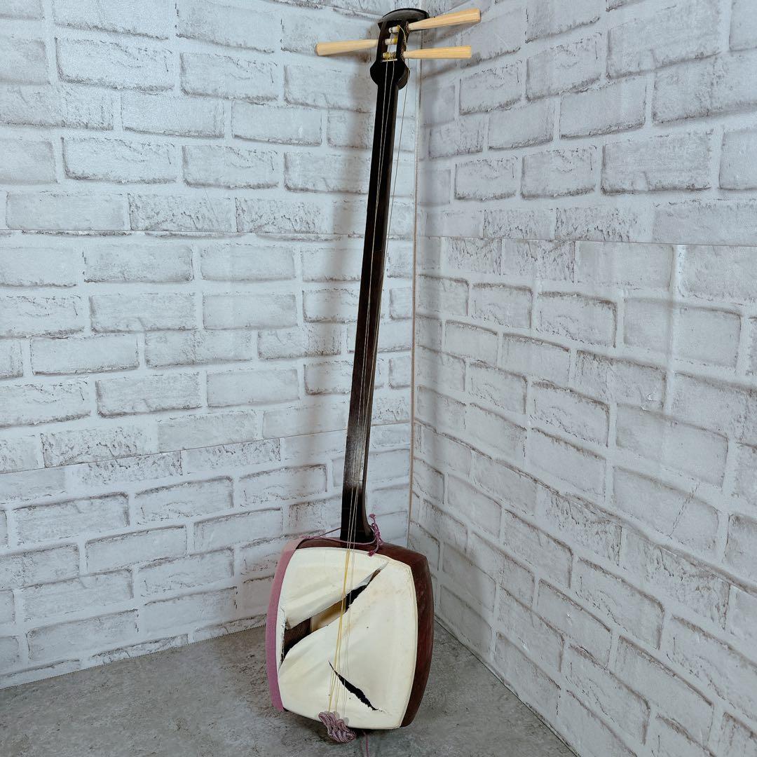 紫檀 子持ち綾杉 三味線 花梨 丸打胴 二本セット スタンド付　和楽器　現状品