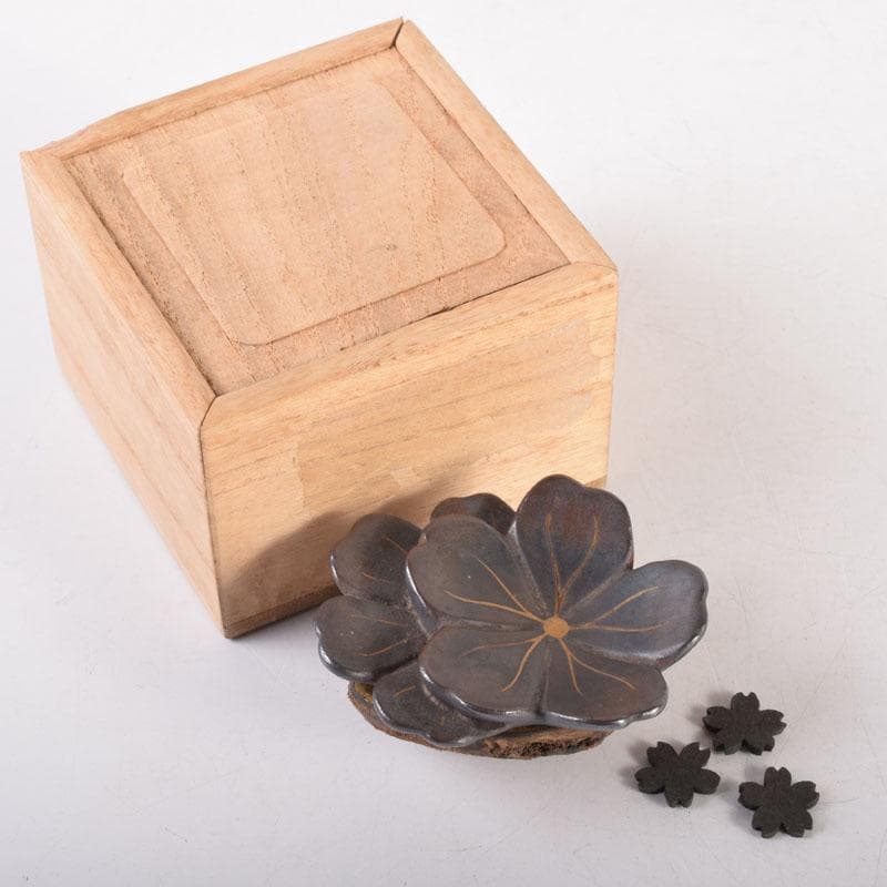 茶道具　木彫　桜　内金溜　香合　時代箱　V　8355