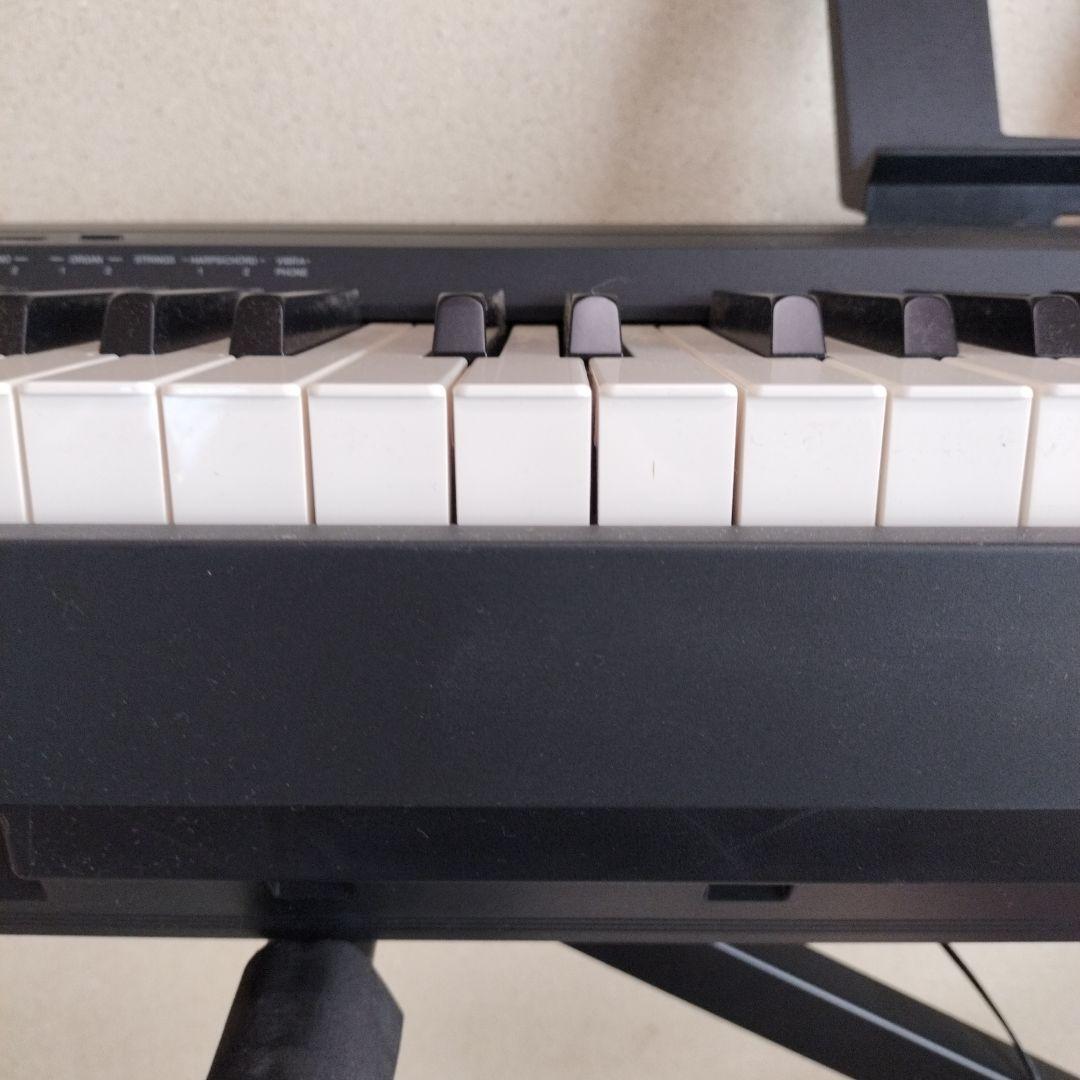 ♦ヤマハ電子ピアノ８８鍵盤 ♦譜面立て スタンド ✔椅子無し