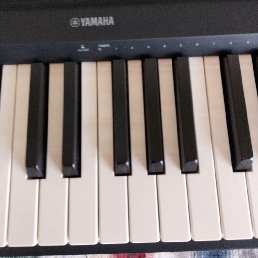 ♦ヤマハ電子ピアノ８８鍵盤 ♦譜面立て スタンド ✔椅子無し