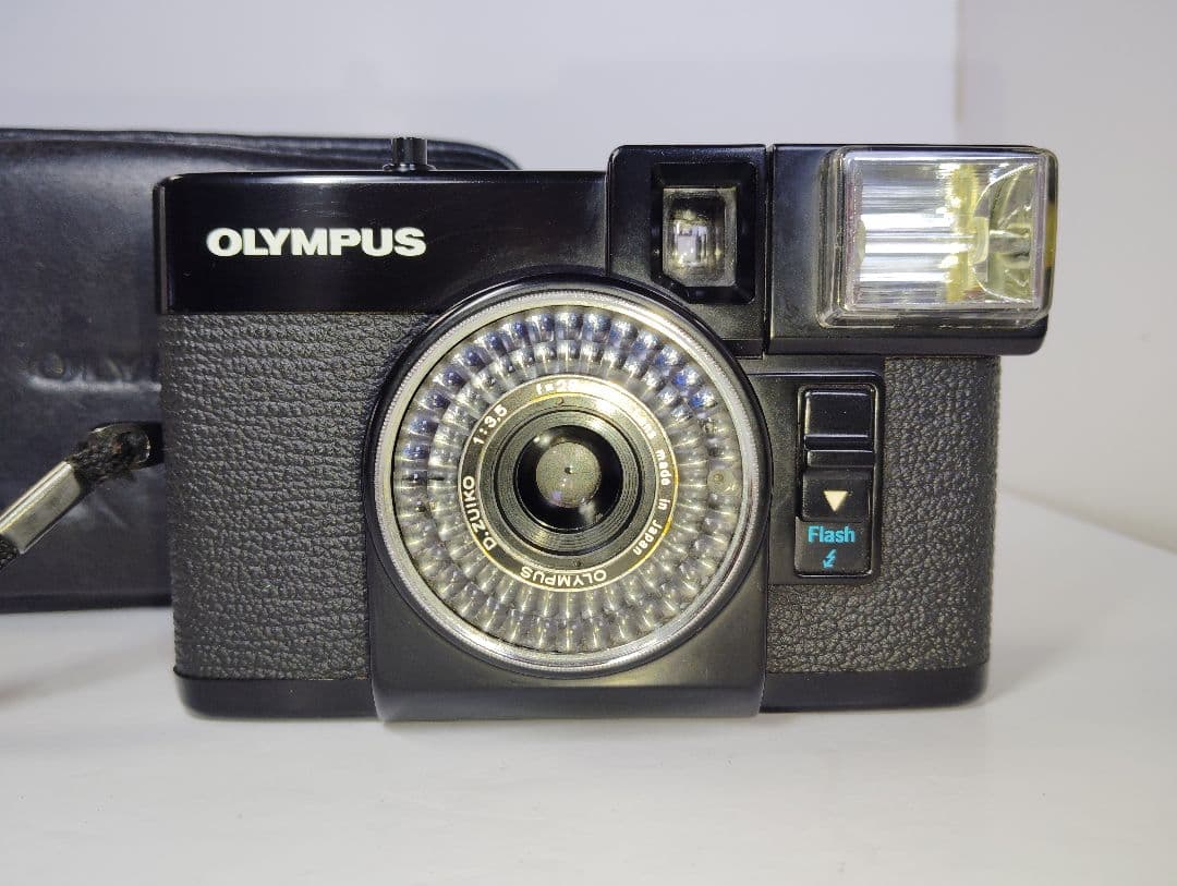 プロフ必読ままま様の商品です（OLYMPUS　PEN　EF（動作品）