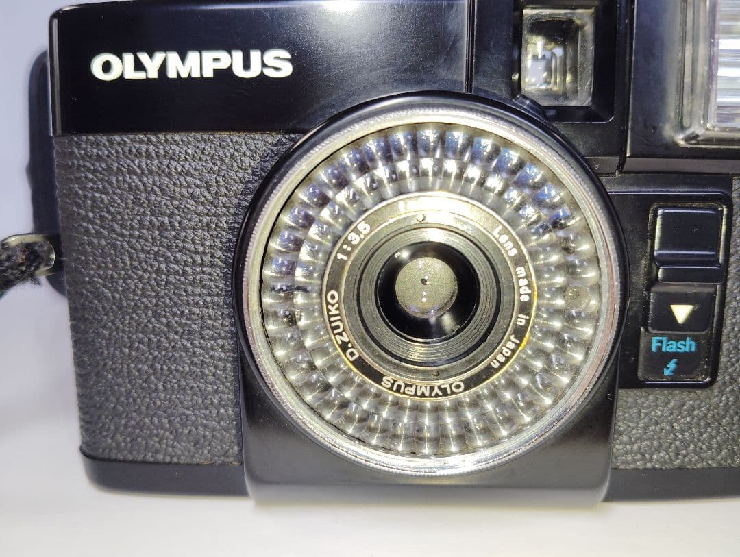 プロフ必読ままま様の商品です（OLYMPUS　PEN　EF（動作品）