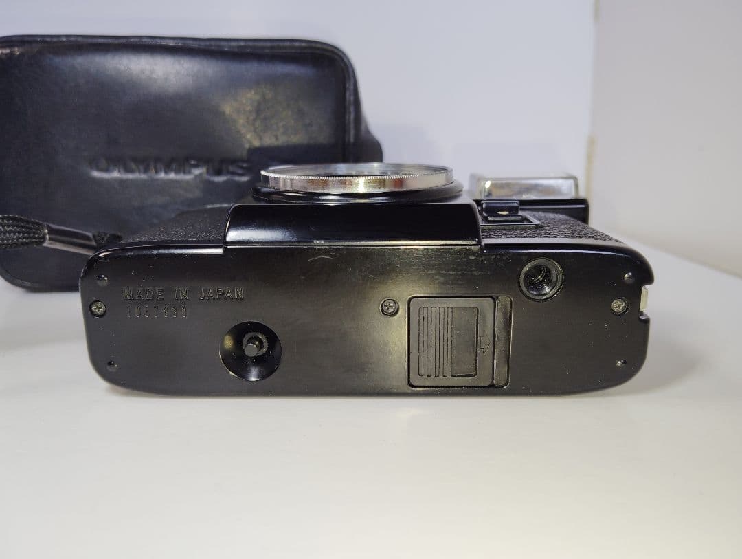 プロフ必読ままま様の商品です（OLYMPUS　PEN　EF（動作品）