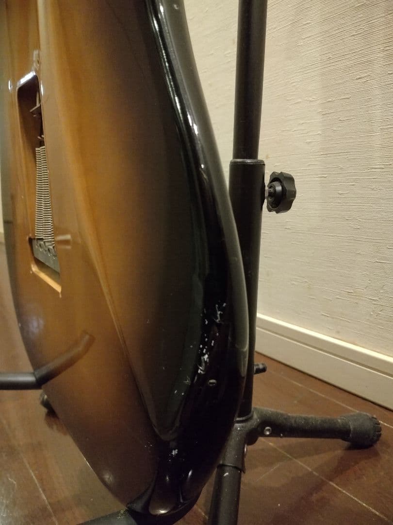 Fender japan stratocaster eシリアル