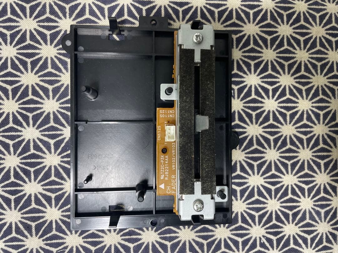 Technics テクニクス　SH-EX1200 メンテナンス　予備CHフェーダ