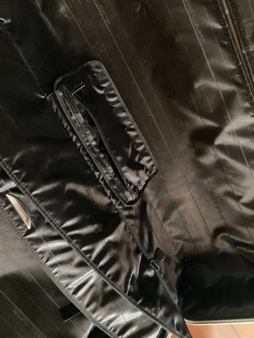 ゼロハリバートン　大型キャリーケース