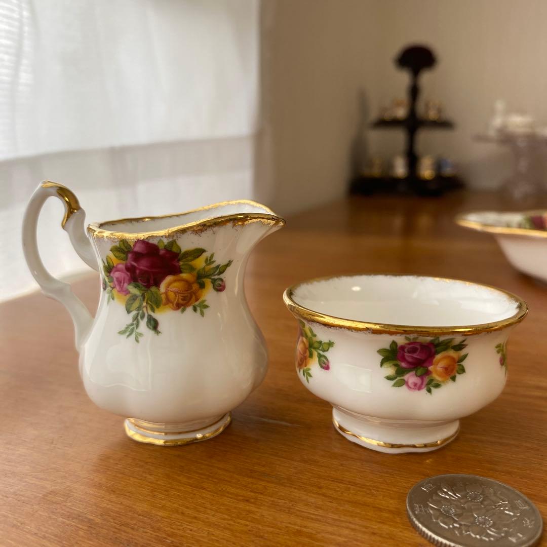 ロイヤルアルバート　オールドカントリーローズ　ミニチュア　ティーセット