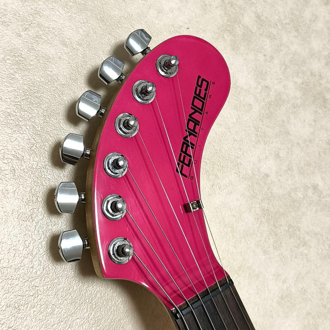 【美品！】ZO-3 パッションピンク アンプ内蔵ミニギター 専用ソフトケース付