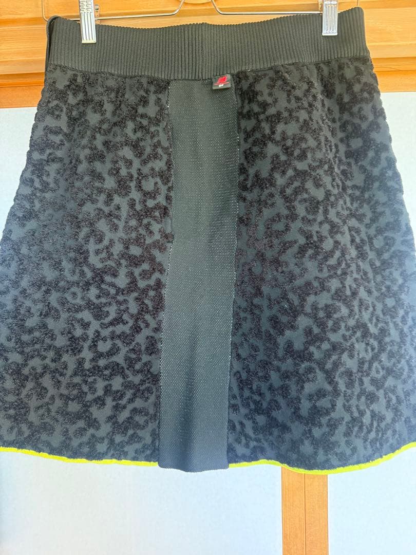 お値下げ‼️ニューバランスゴルフ　レディースセット上衣L下衣M