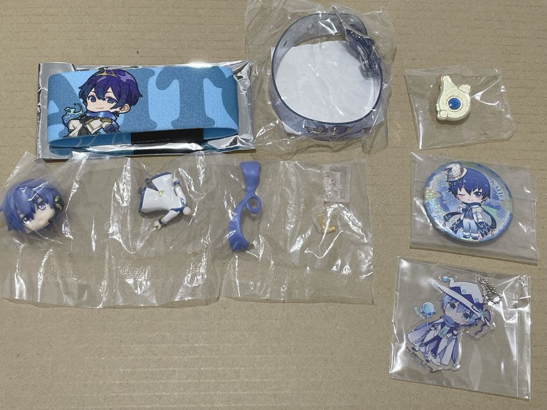 VOCALOID ボカロ　KAITO ピアプロ　アクスタ　缶バッジ　フィギュア