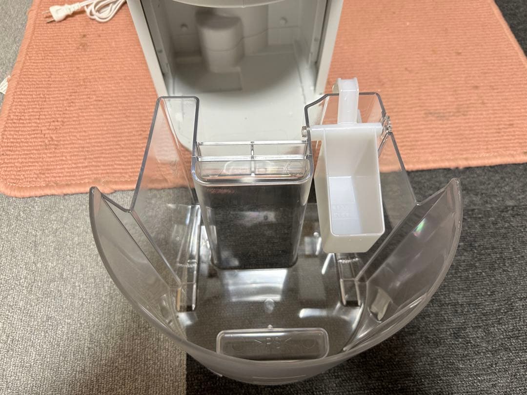 2020年製　CORONA 除湿機 ホワイト　CD-P63A