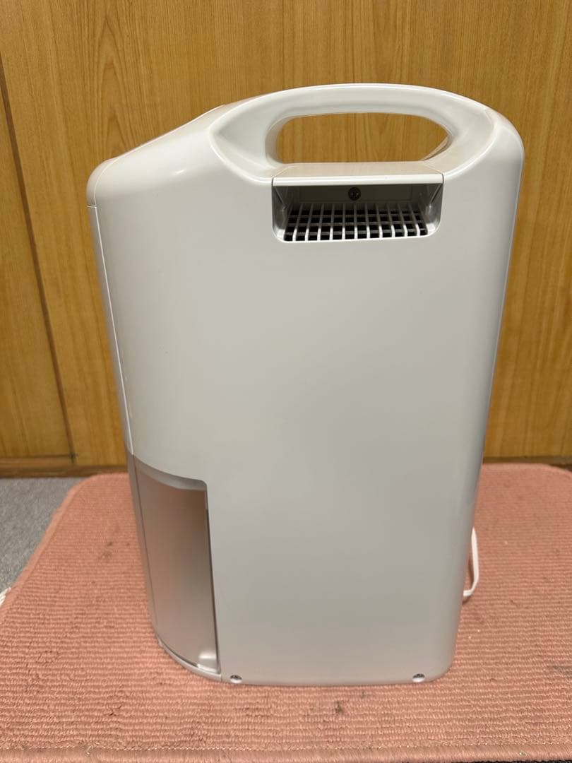 2020年製　CORONA 除湿機 ホワイト　CD-P63A