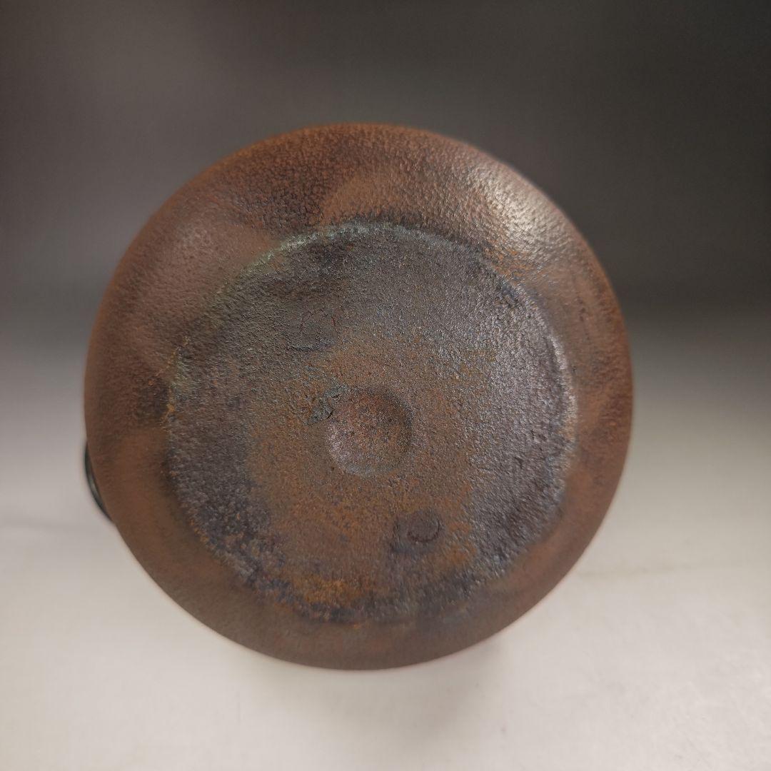 イ929 茶釜『釜師　菊地政光作』『霰文　鶴首　茄子耳　鉄釜　共箱　釜環付』茶道