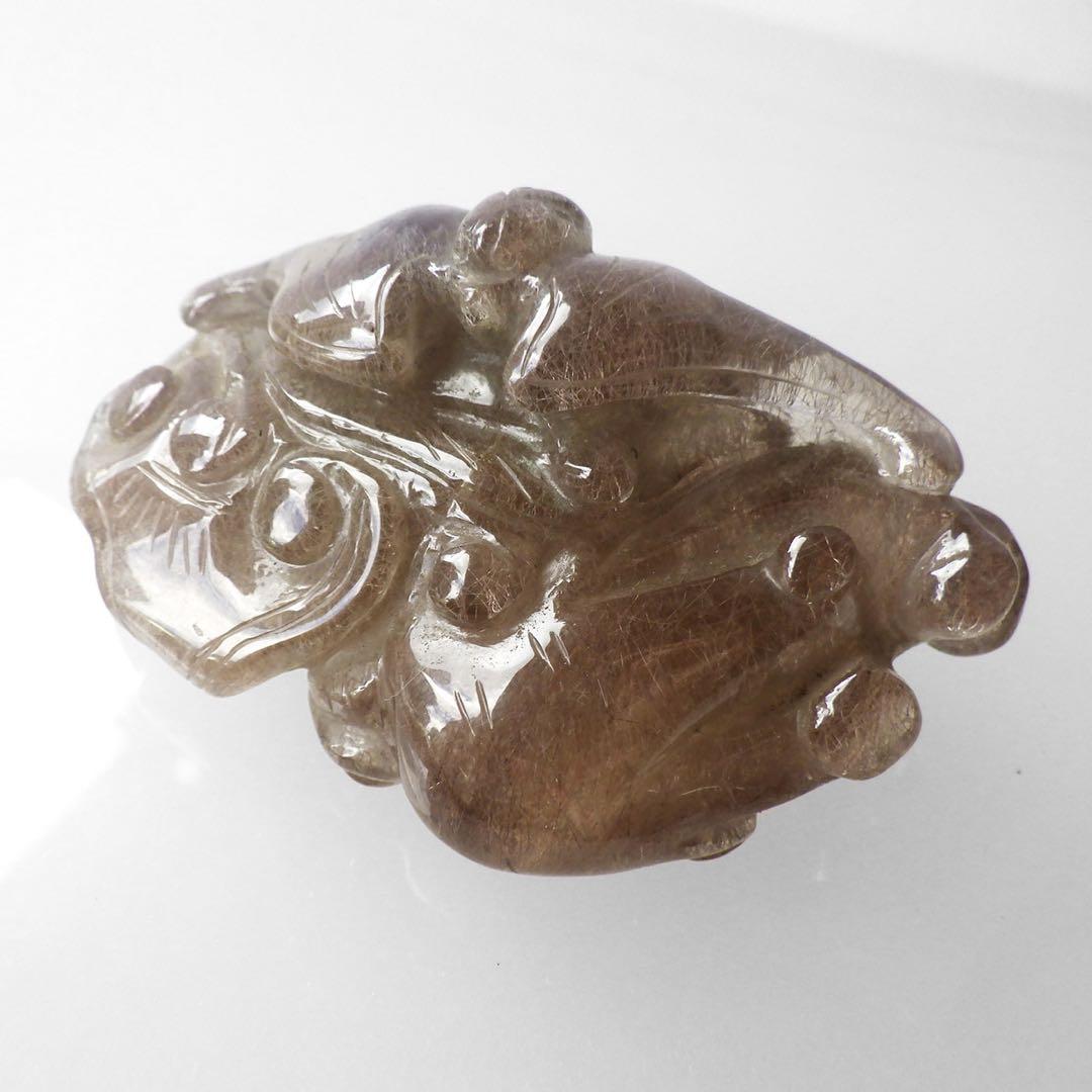 天然石ルチルクォーツ　根付　珍品　置物