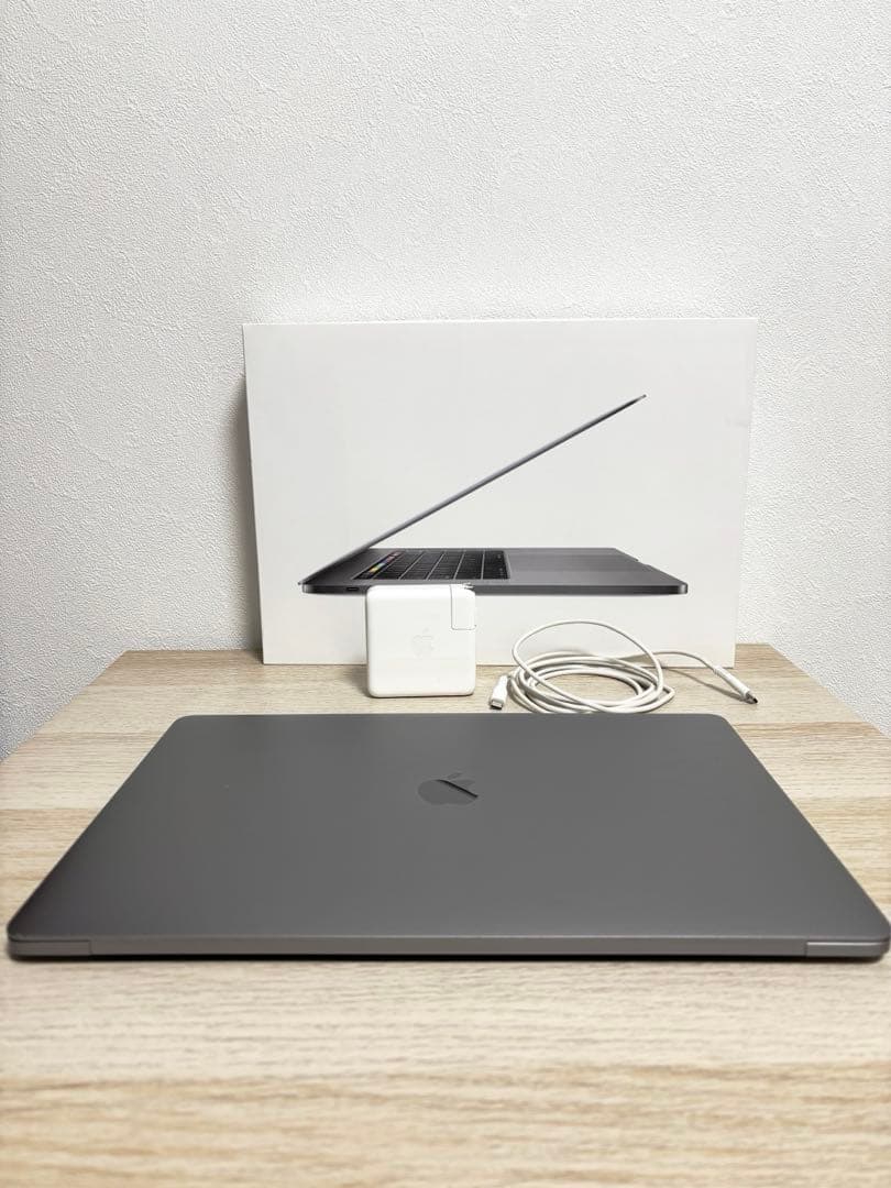 MacBook Pro 15インチ 2018年モデル