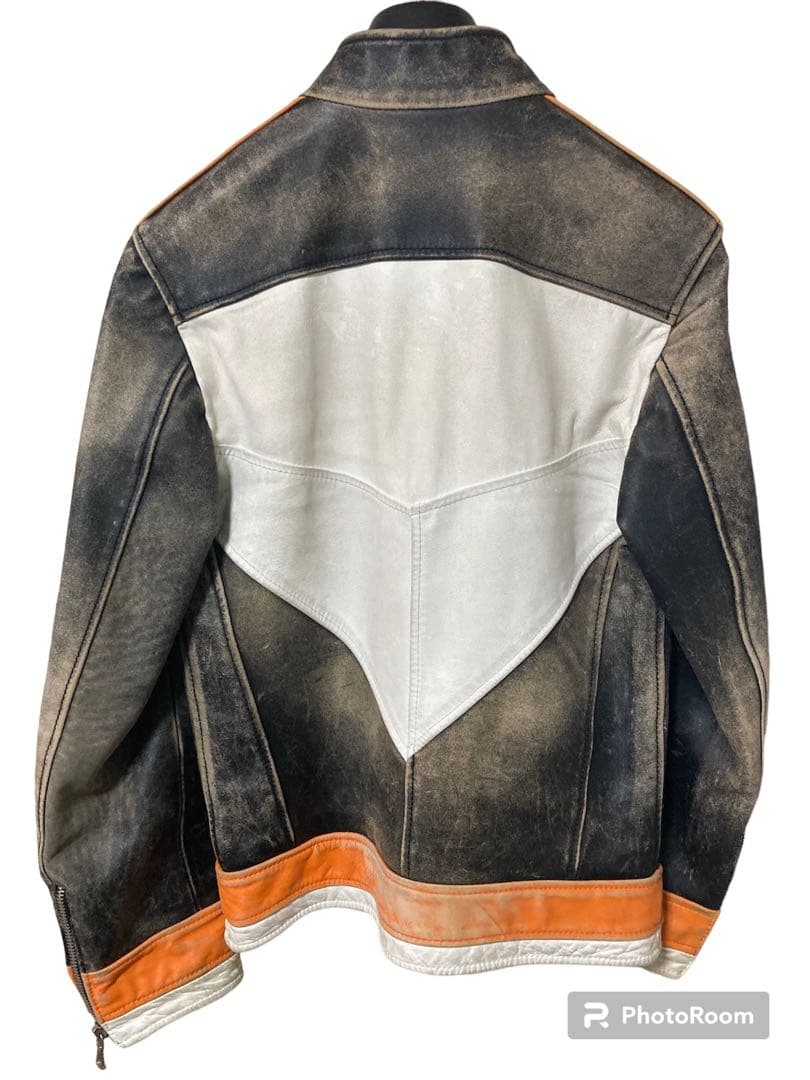 ドルチェ&ガッバーナ　D&G　レーシング　シングルライダース　春コーデ