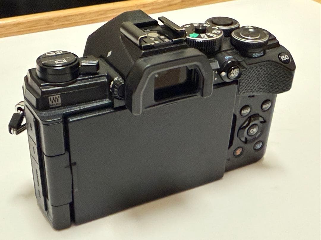 OM SYSTEM OM-5 ミラーレス一眼カメラ　付属品多数