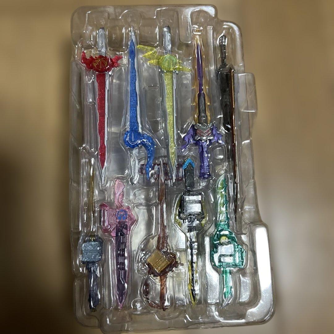 仮面ライダークロスセイバー 10聖剣セット