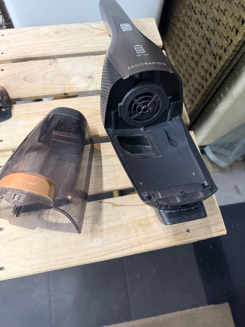 【洗浄消毒作業済】エレクトロラックス　エルゴラピード　クリーナーZB3323PL