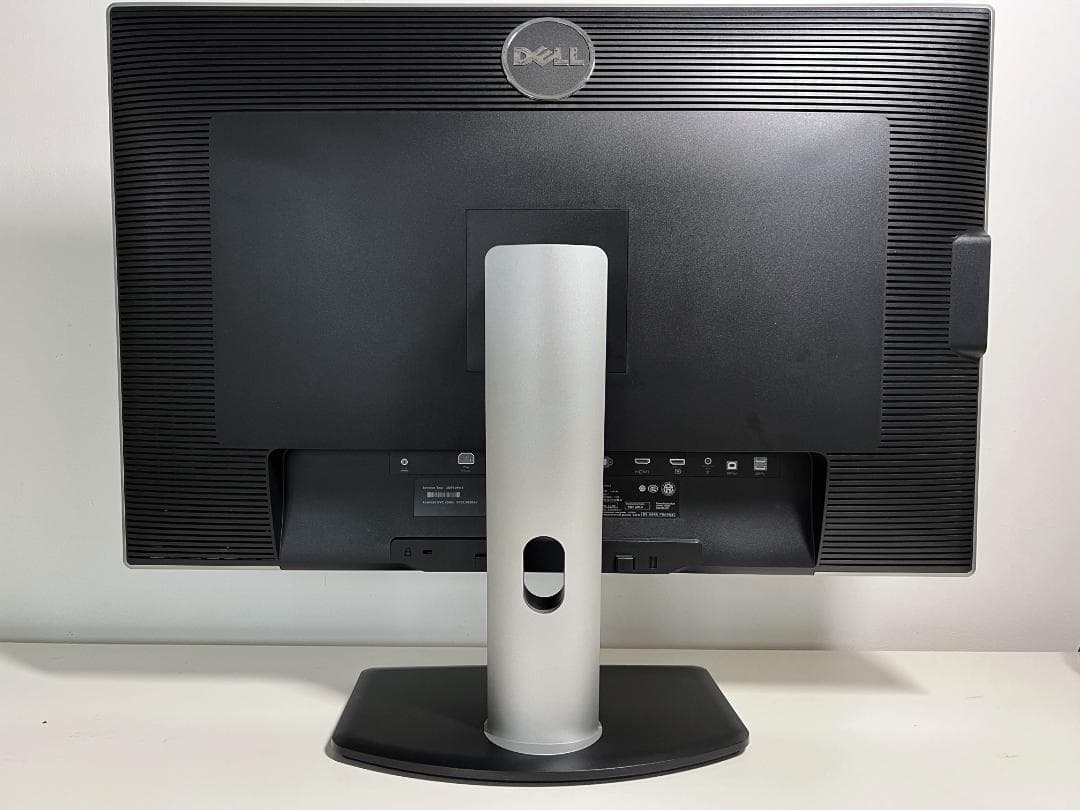 DELL U3014 デジタルハイエンド 30インチモニタ (1)